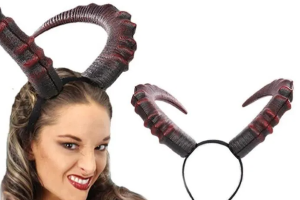 Costume Sorcière Halloween Femme - 5 Pièces (cape, Chapeau, Gants, Collier, Masque) - Satin Noir - Pour Soirée Déguisée