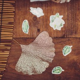 4 Feuilles de Ginkgo paillettes or 