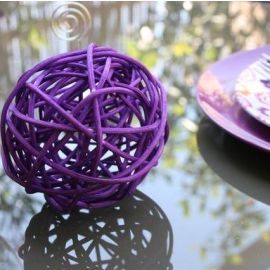 Boule en rotin Violet