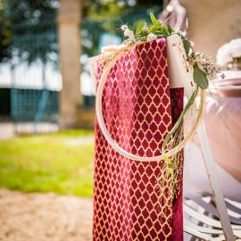 Chemin de table lin nid d'abeiles Marsala floque Rose gold