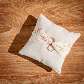 Coussin porte alliance Shabby lin