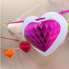 Guirlande decoration 10 coeurs alveoles fuchsia
