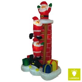père noel gonflable sur echelle