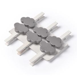 Pince marque place nuage gris et blanc