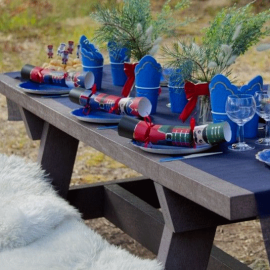 assiettes - festonnées - 23 cm - bleu majorelle - x 8 pièces - vaisselle jetable pas cher ambiance