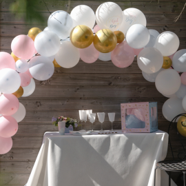 Decoration Anniversaire Femme Fille, Blanc Or Ballons Anniversaire  Décorations Femme, Arche Ballon Blanc Or Anniversaire, Banderole Joyeux  Anniversaire, Deco Table Anniversaire pour 18 21 30 40 50 : :  Loisirs créatifs