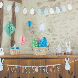 oeuf alvéolé bleu 20cm ambiance
