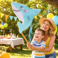 Pinata Requin 56 cm