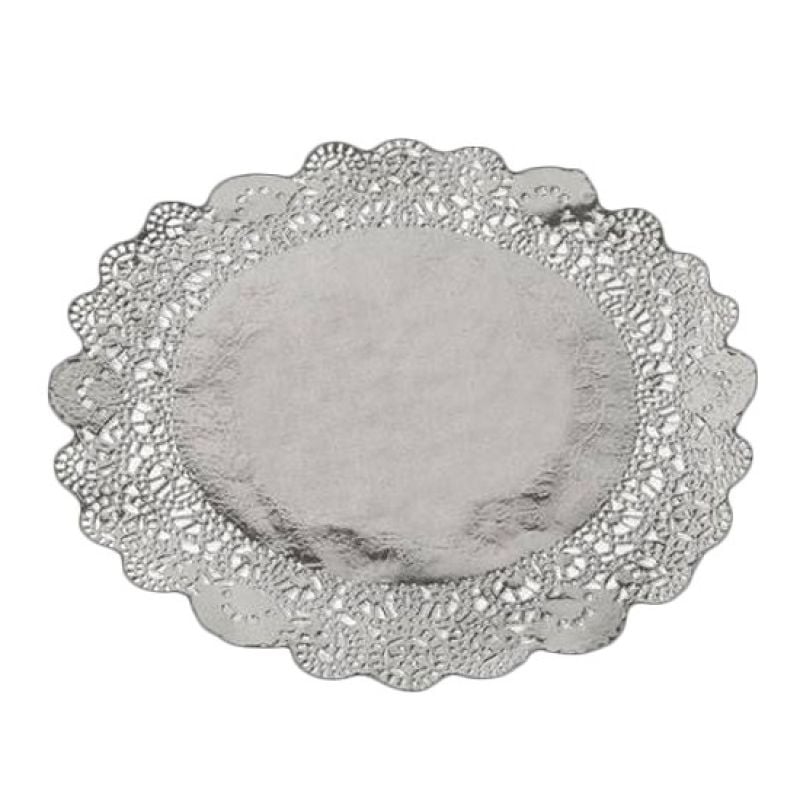 Un Napperon En Dentelle Blanche Fait Main Se Trouve Sur La Surface Grise Table Planche Bois Ronde Morceaux Noix Vue Dessus 42021388