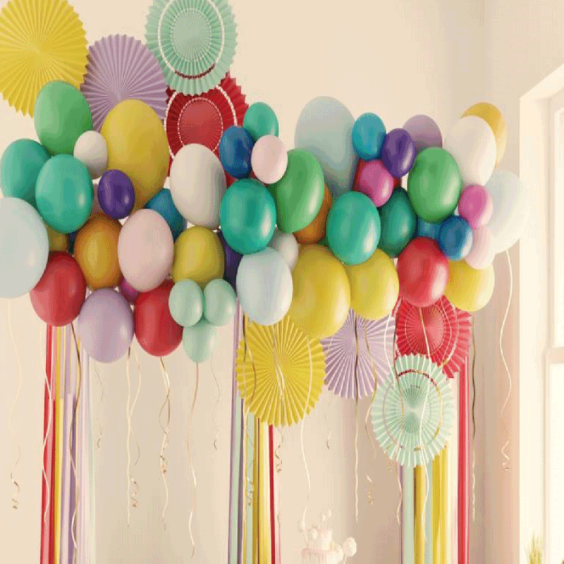 Lot De 100 Ballons De Baudruche Dorés Et Noirs - Décoration De Bar Pour