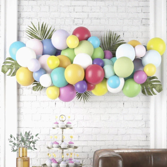 BALLON CHIFFRE 5 MULTICOLORE AVEC COURONNE