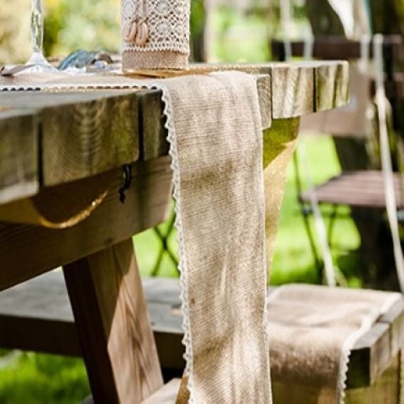 Chemin de table en vrai jute dentelle blanc 20cm, deco mariage - Badaboum