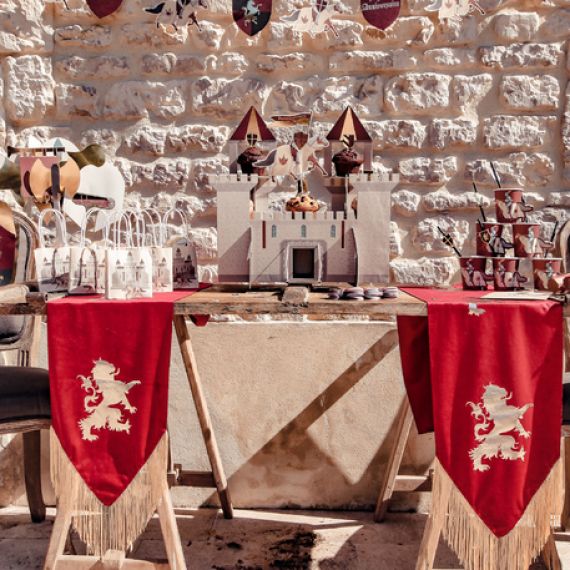 Chemin de table en jute baptême, decoration mariage - Badaboum