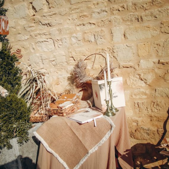 Chemin de table beige gaz de coton