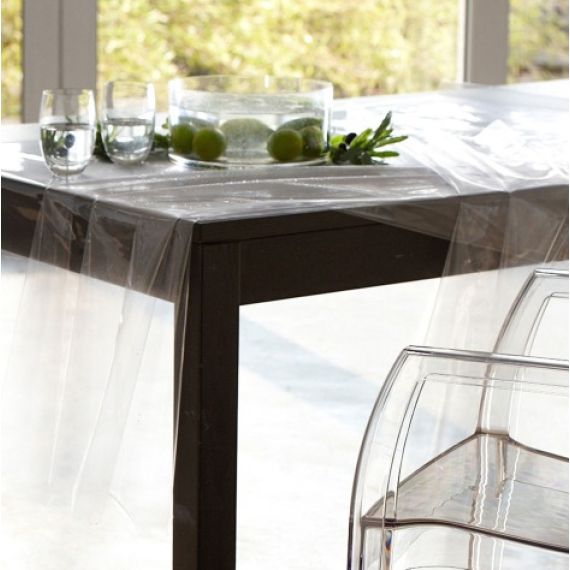 Nappe plastique transparente pour table ronde