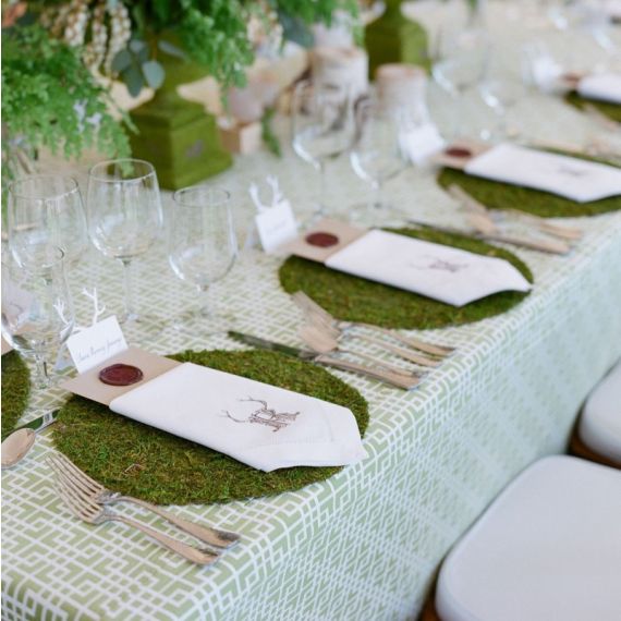 Ruban de table mousse sur jute, decoration mariage - Badaboum